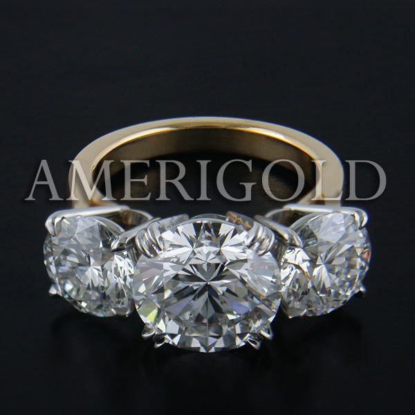 3 stone diamond ring round